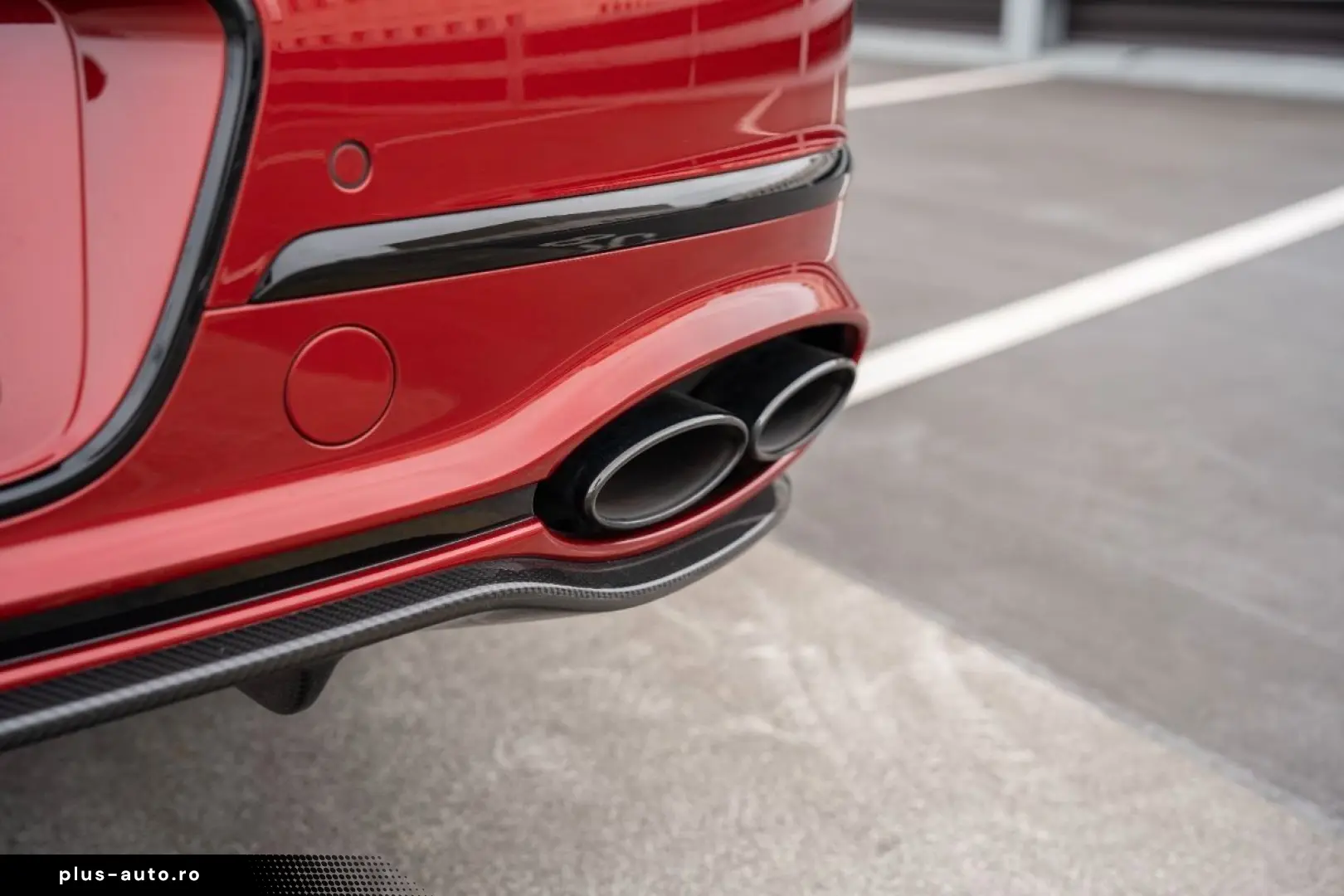 BENTLEY Flying Spur V8 Mulliner Paket