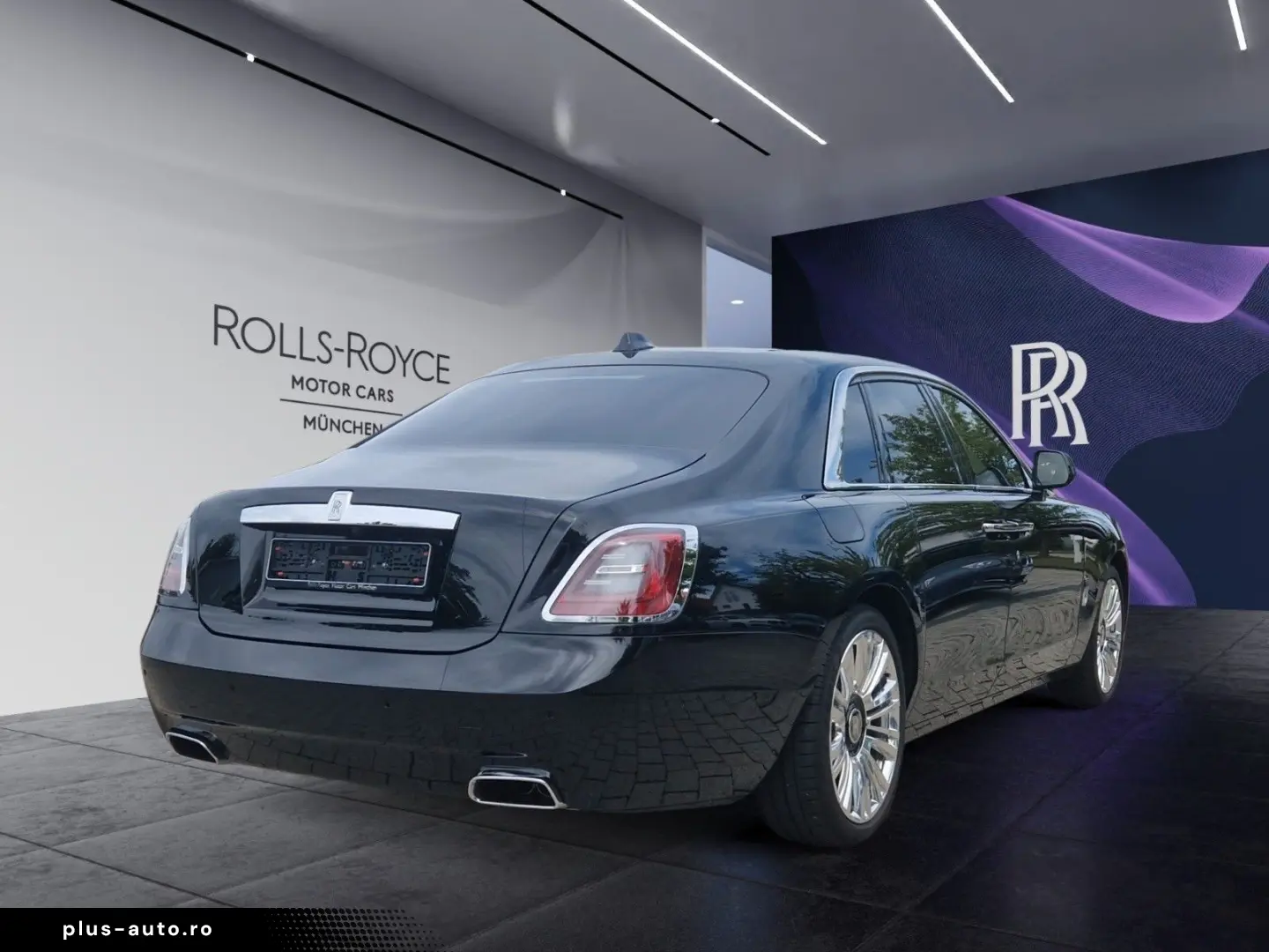 ROLLS ROYCE Ghost  PROVENANCE