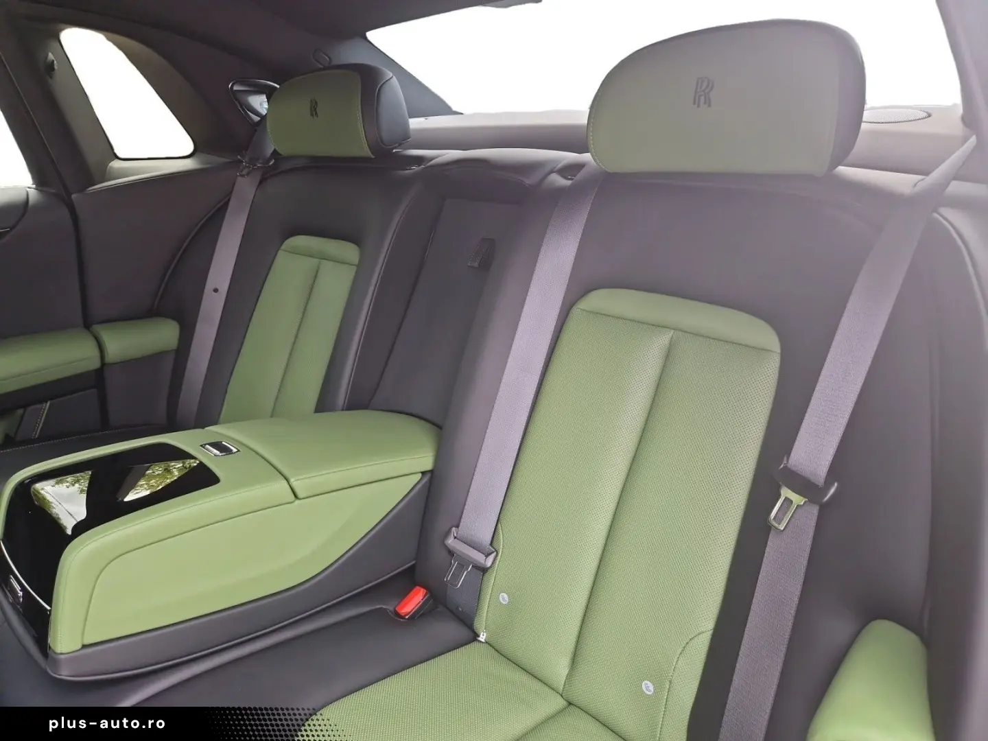 ROLLS ROYCE Ghost  PROVENANCE