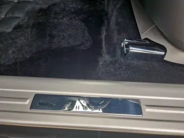 ROLLS ROYCE Ghost  PROVENANCE