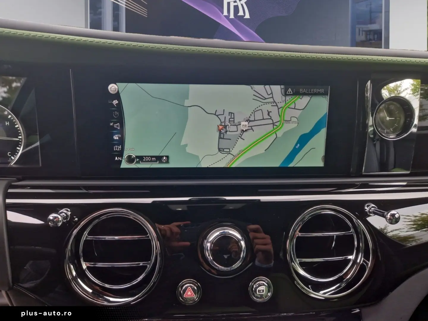 ROLLS ROYCE Ghost  PROVENANCE