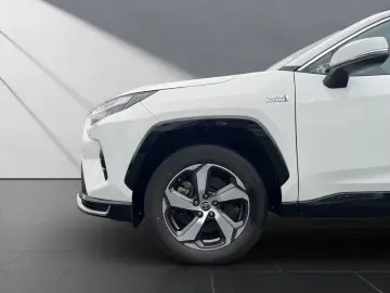 TOYOTA RAV 4 Plug-in Hybrid 4x4 ALLRAD
