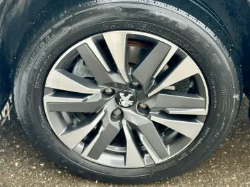 Peugeot 2008   cutie automata  92.000 km  garantie  rate