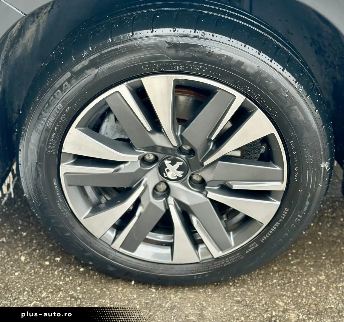 Peugeot 2008   cutie automata  92.000 km  garantie  rate