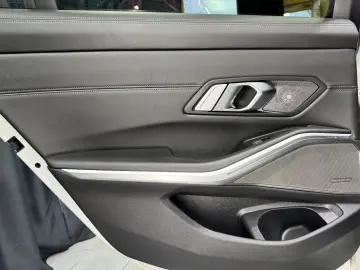 BMW M3 Limousine xDrive Competition CARBON HEAD-UP