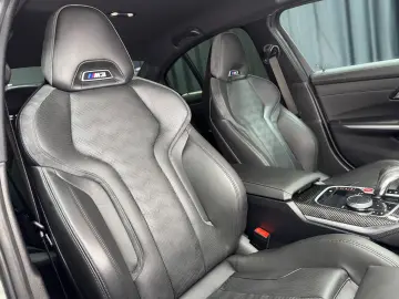 BMW M3 Limousine xDrive Competition CARBON HEAD-UP