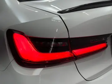 BMW M3 Limousine xDrive Competition CARBON HEAD-UP