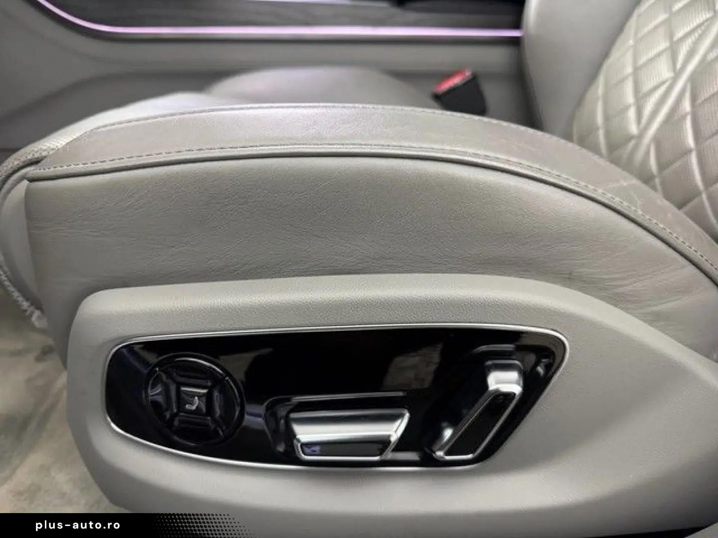 AUDI A8 60TFSIe quattro KAMERA LEDER GLASDACH HEAD UP