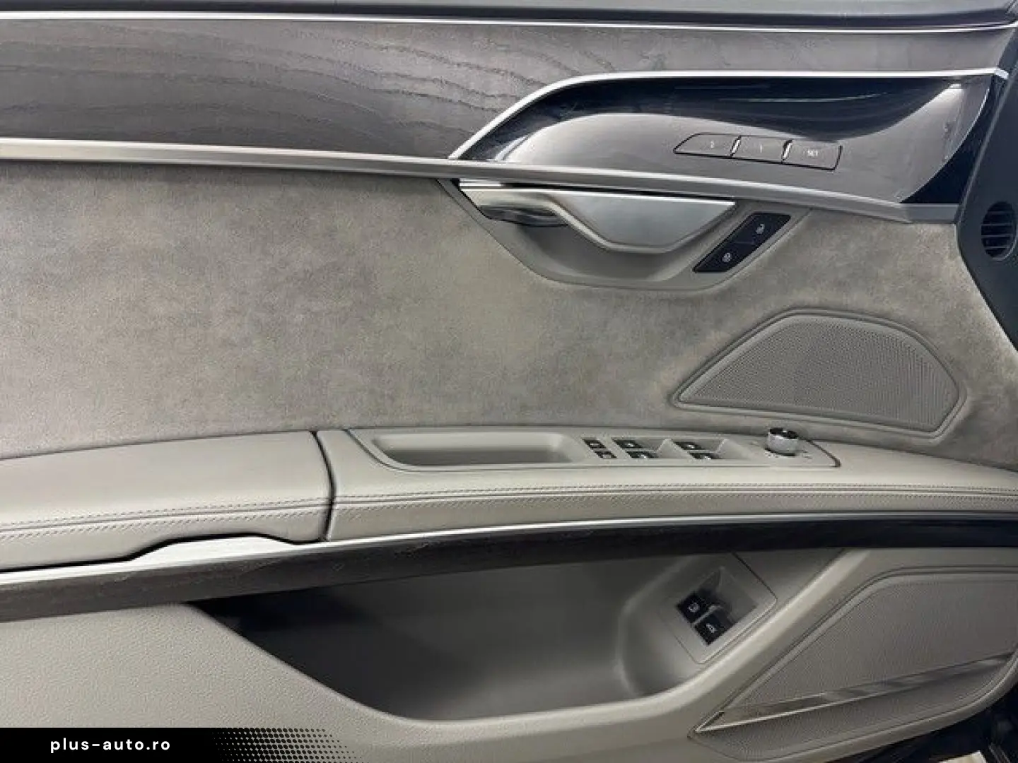 AUDI A8 60TFSIe quattro KAMERA LEDER GLASDACH HEAD UP