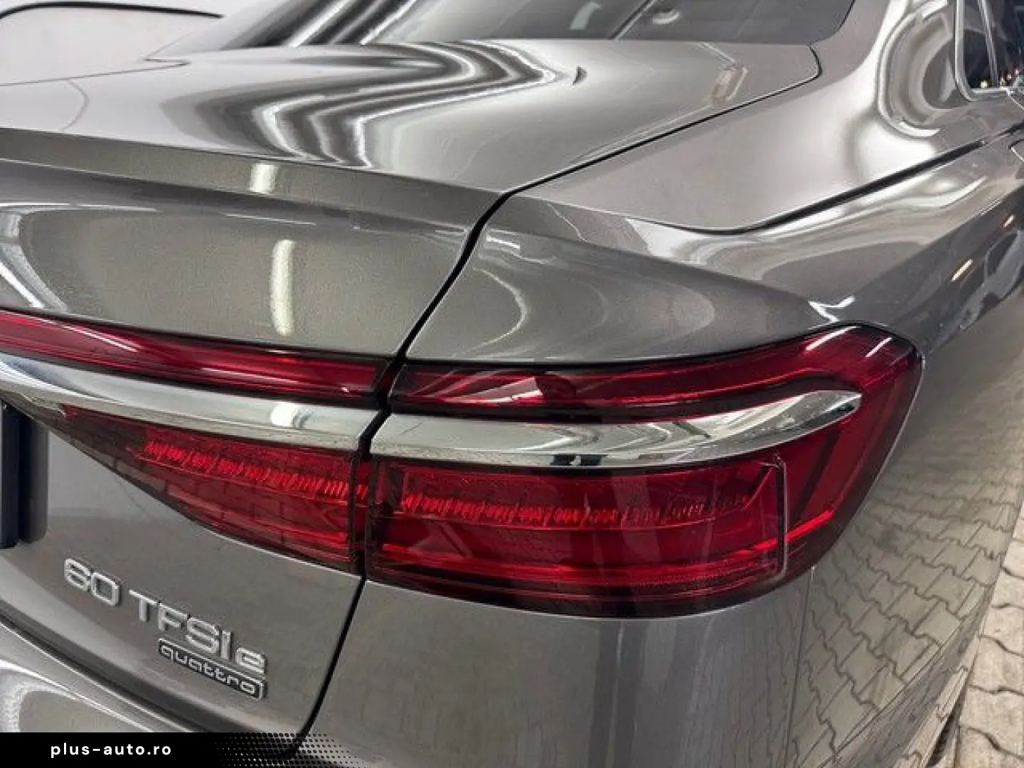 AUDI A8 60TFSIe quattro KAMERA LEDER GLASDACH HEAD UP