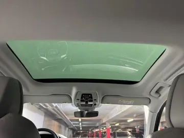 AUDI A8 60TFSIe quattro KAMERA LEDER GLASDACH HEAD UP