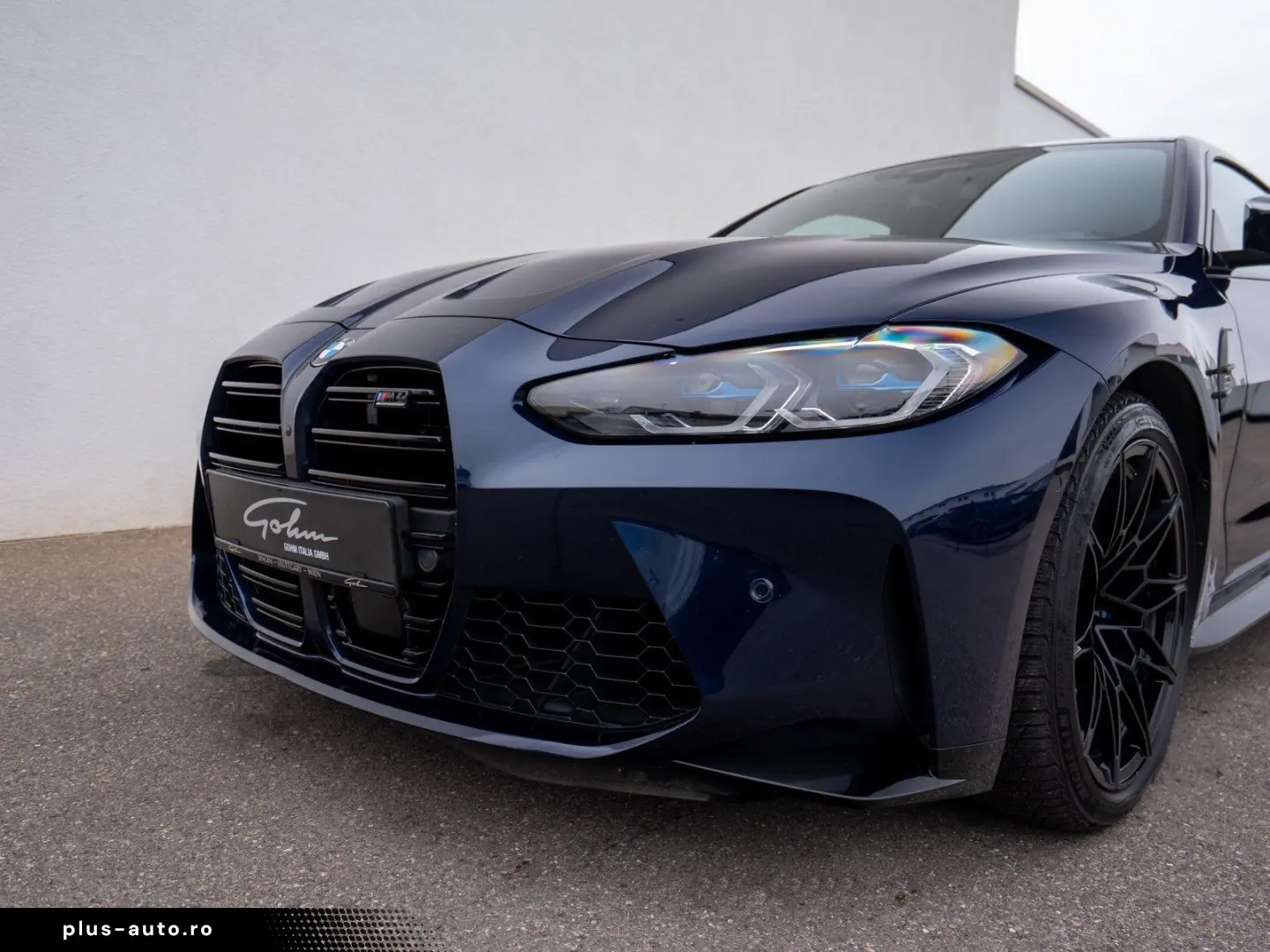 BMW M4 Competition xDrive mit M-Performance Teilen