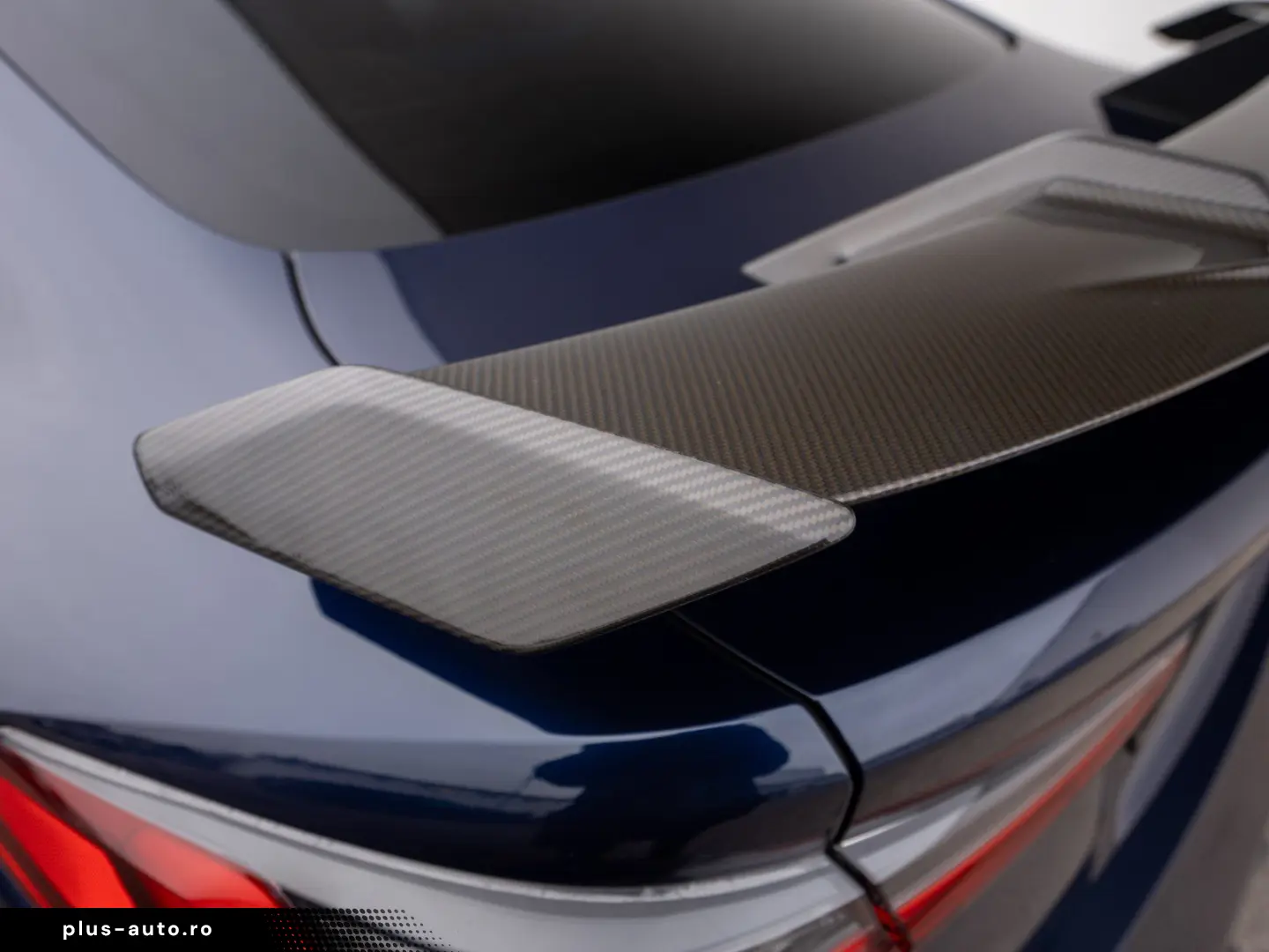 BMW M4 Competition xDrive mit M-Performance Teilen