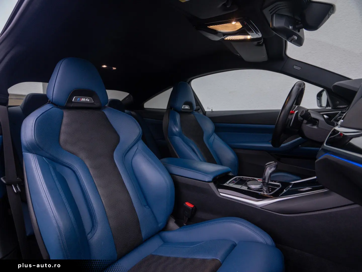 BMW M4 Competition xDrive mit M-Performance Teilen