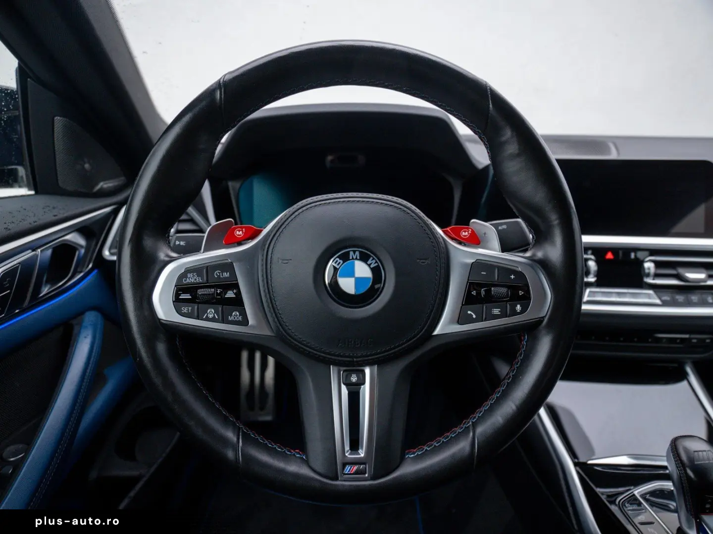 BMW M4 Competition xDrive mit M-Performance Teilen