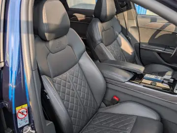 AUDI A8 55 TFSI Quattro Vollausstattung mit Garantie