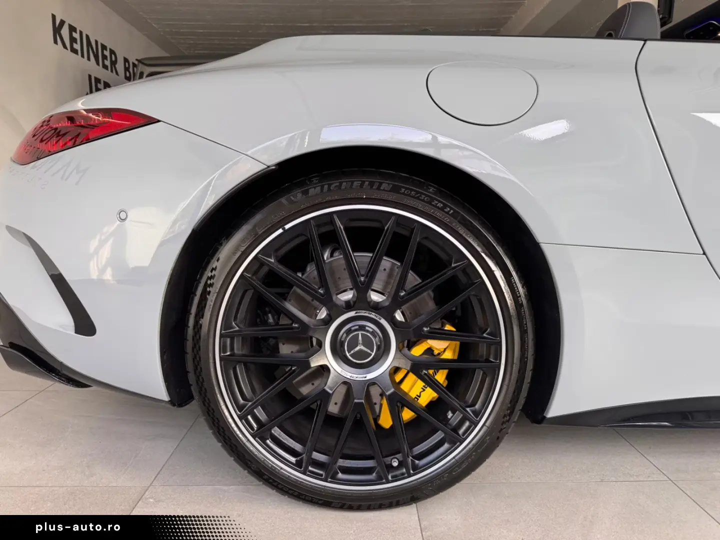 Mercedes-Benz SLR SL AMG 63 4Matic