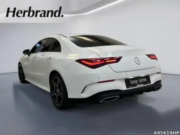 MERCEDES-BENZ CLA 200 d AMG  Night Pano Lenkradhzg Ambiente