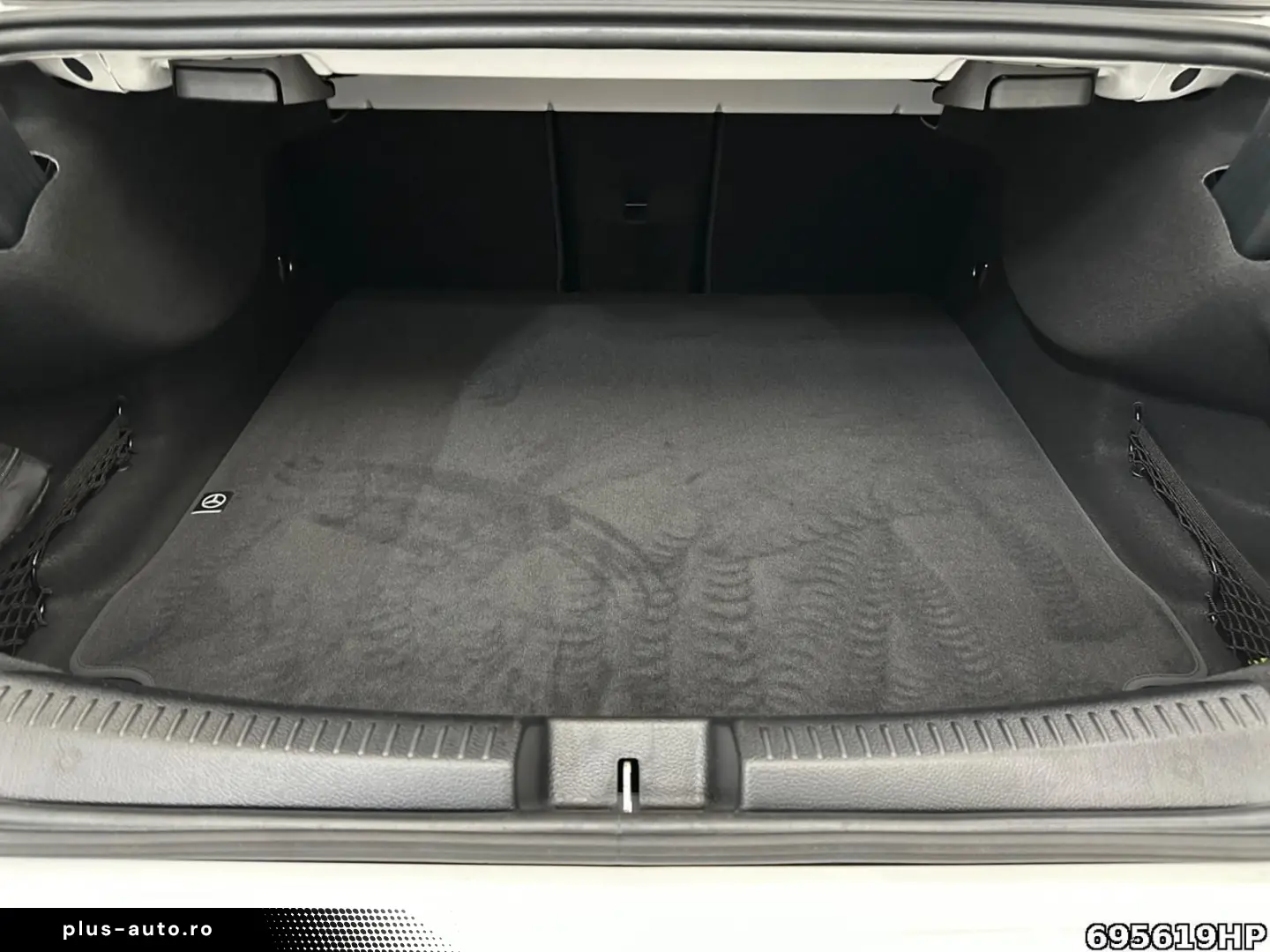 MERCEDES-BENZ CLA 200 d AMG  Night Pano Lenkradhzg Ambiente