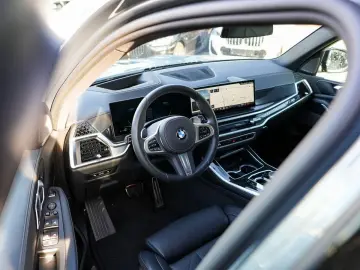 BMW X5 xDrive30d M-Sport 20  AHK ACC H&K KoZg K360