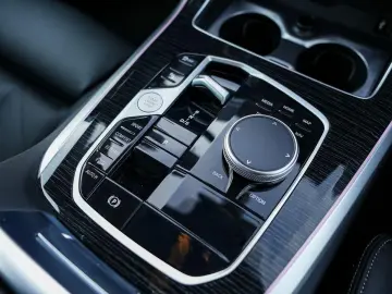 BMW X5 xDrive30d M-Sport 20  AHK ACC H&K KoZg K360