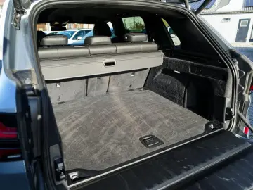 BMW X5 xDrive30d M-Sport 20  AHK ACC H&K KoZg K360