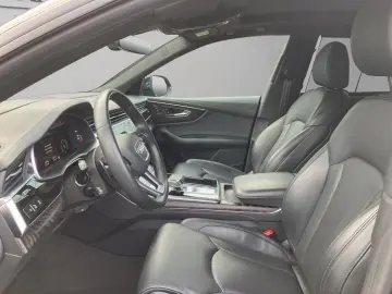 AUDI Q8 55 TFSI qu. tiptronic Matrix Pano 360  ACC