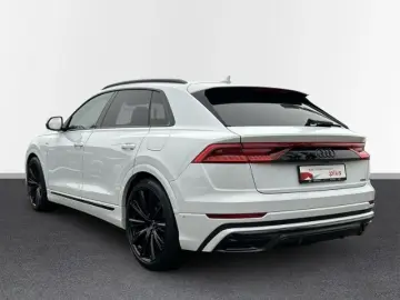 AUDI Q8 S line 55 TFSI e quattro