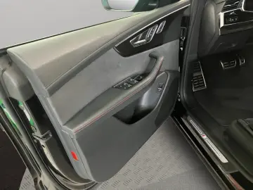 AUDI Q8 50 TDI qu. Tiptronic Competition plus Matrix