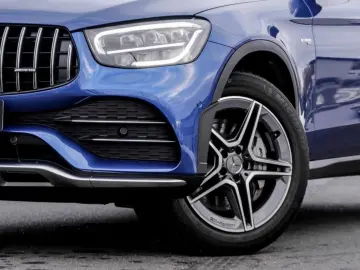 MERCEDES-BENZ AMG GLC 43 4M AMG MBUX SHZ PANO KAM KEYL LED