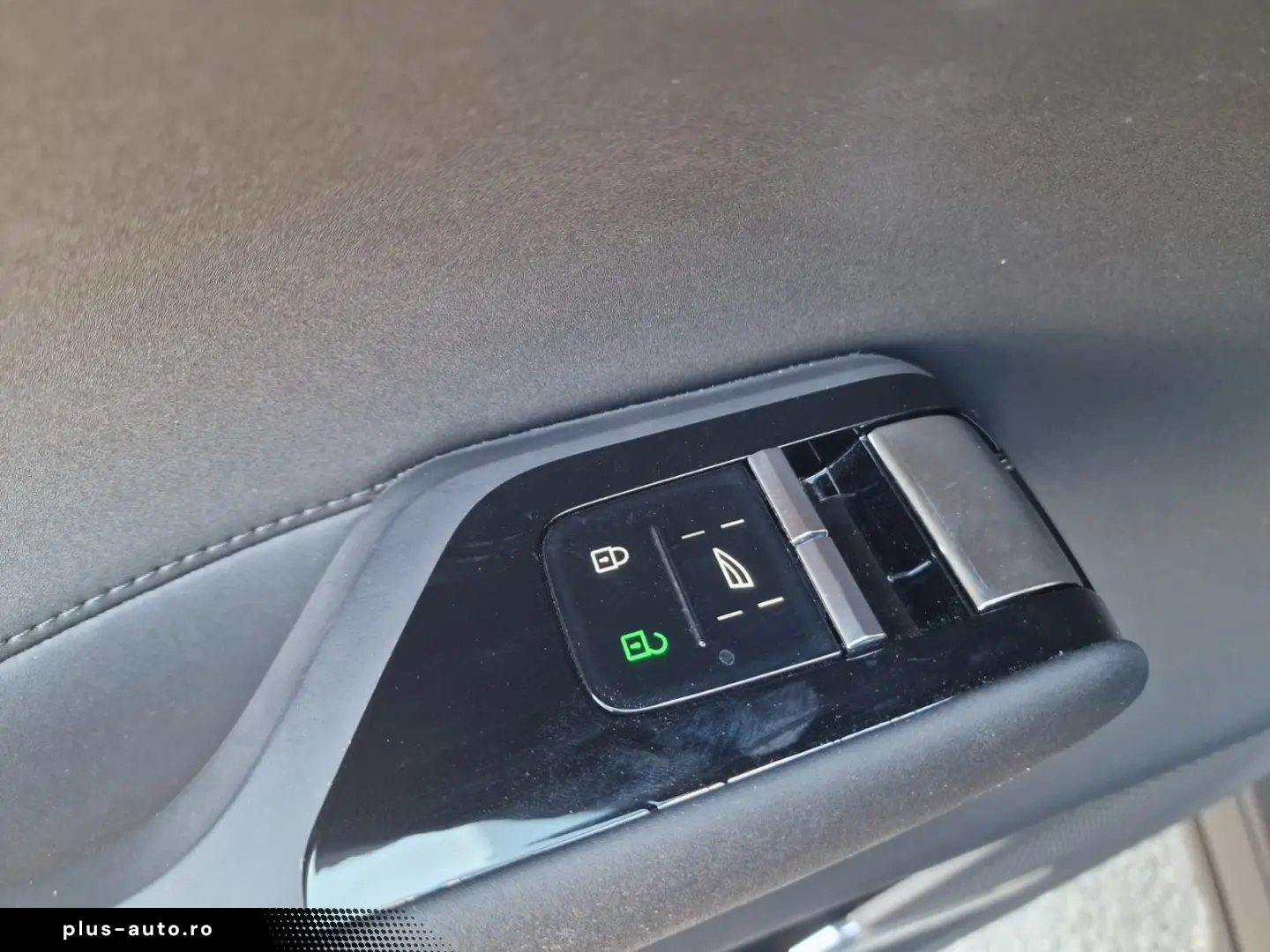 Volvo EX90 ULTRA TWIN   AWD 300 408