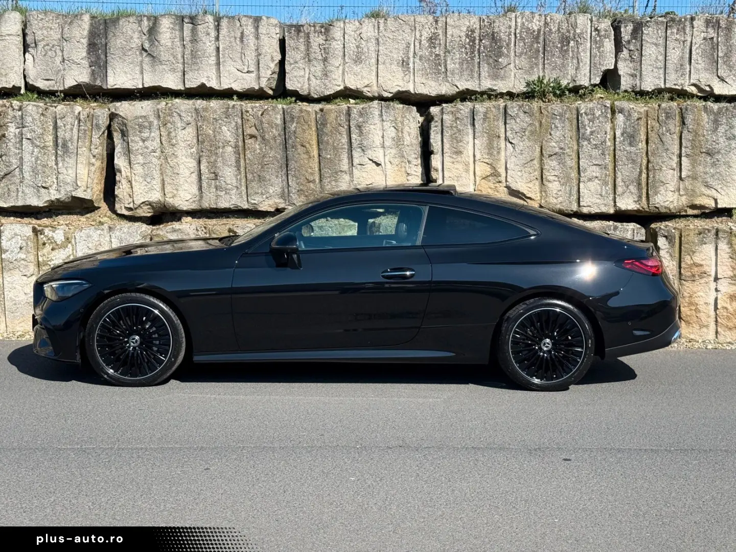 MERCEDES-BENZ CLE 300 4M AMG-PREM PANO STANDHZG DIGI&hellip;