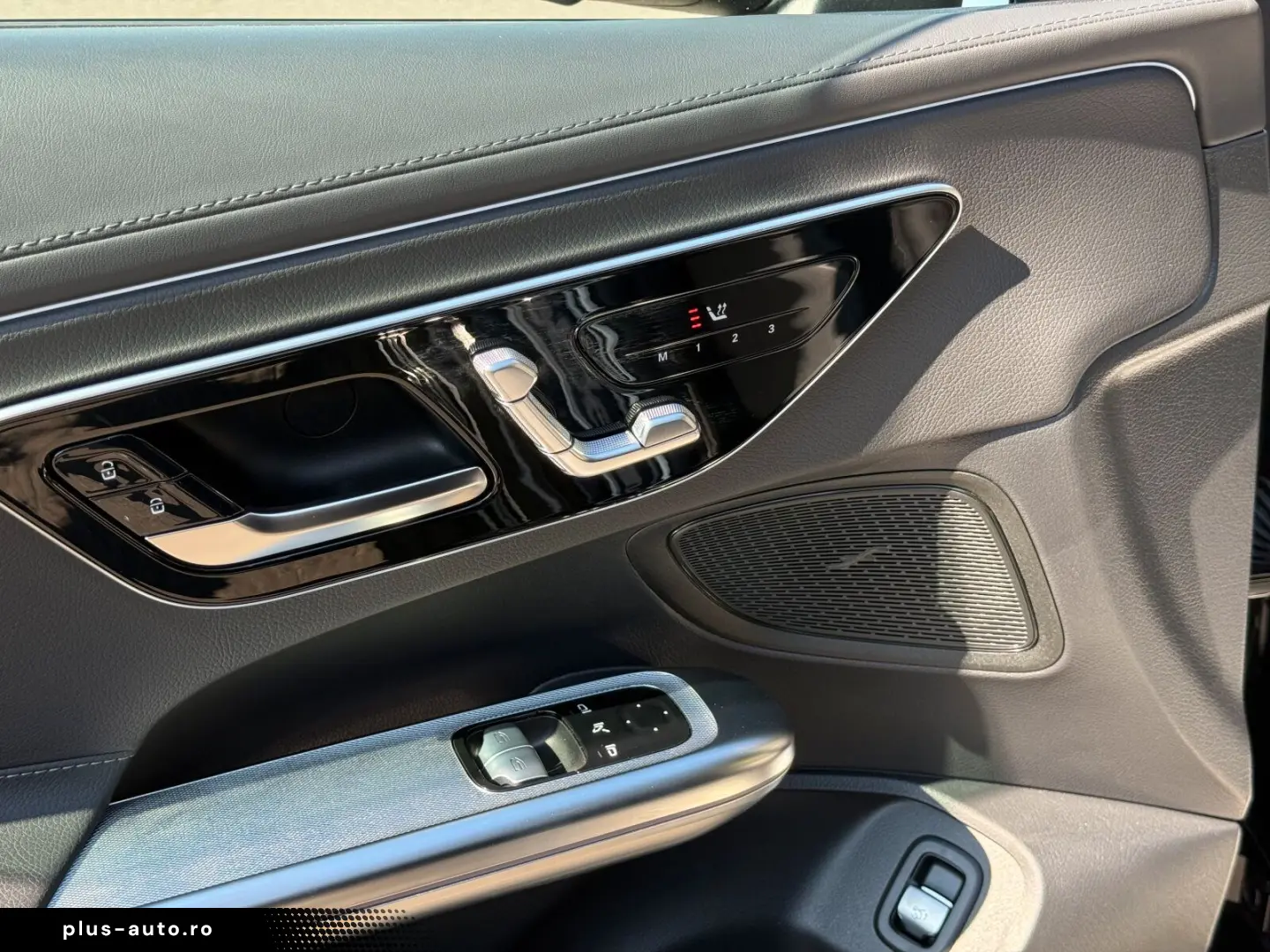 MERCEDES-BENZ CLE 300 4M AMG-PREM PANO STANDHZG DIGI&hellip;