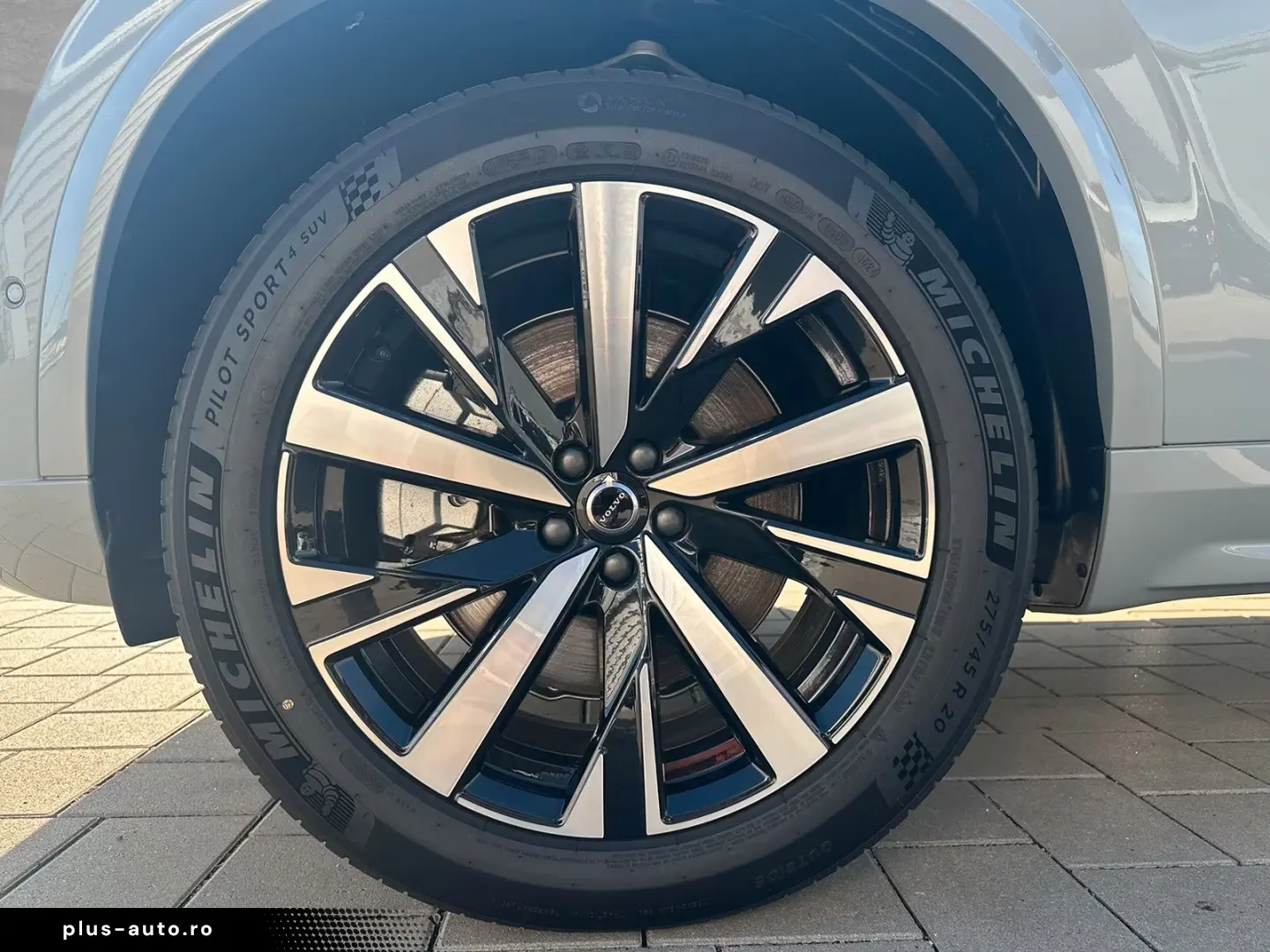 Volvo XC90T8 AWD Core Facelift 7-Sitzer ACC BL