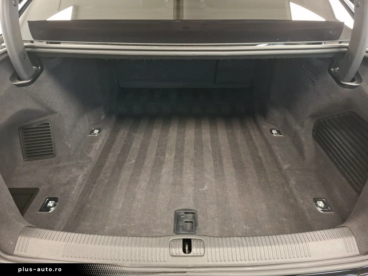 AUDI A8 50 TDI quattro S-Line HUD STH Massage 360