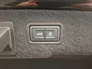 AUDI A8 50 TDI quattro S-Line HUD STH Massage 360