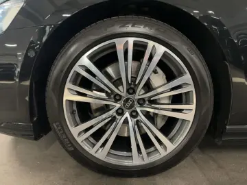 AUDI A8 55 TFSI qu. S LINE B&O ACC PANO HUD STANDHZG