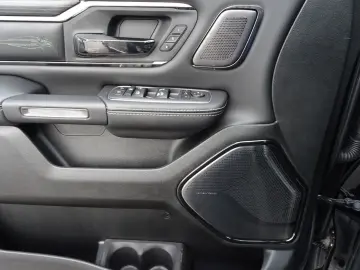 DODGE RAM CrewCab Limited - 3 0l EcoDiesel 12  Pano SH