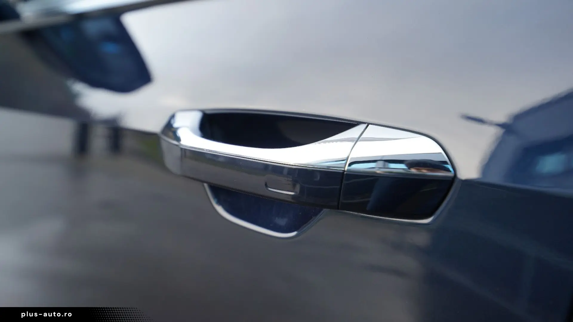 AUDI A8 55 TFSI qu Standh Pano Bang&Ol ASG 6 2027 M S