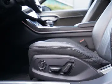 AUDI A8 55 TFSI qu Standh Pano Bang&Ol ASG 6 2027 M S