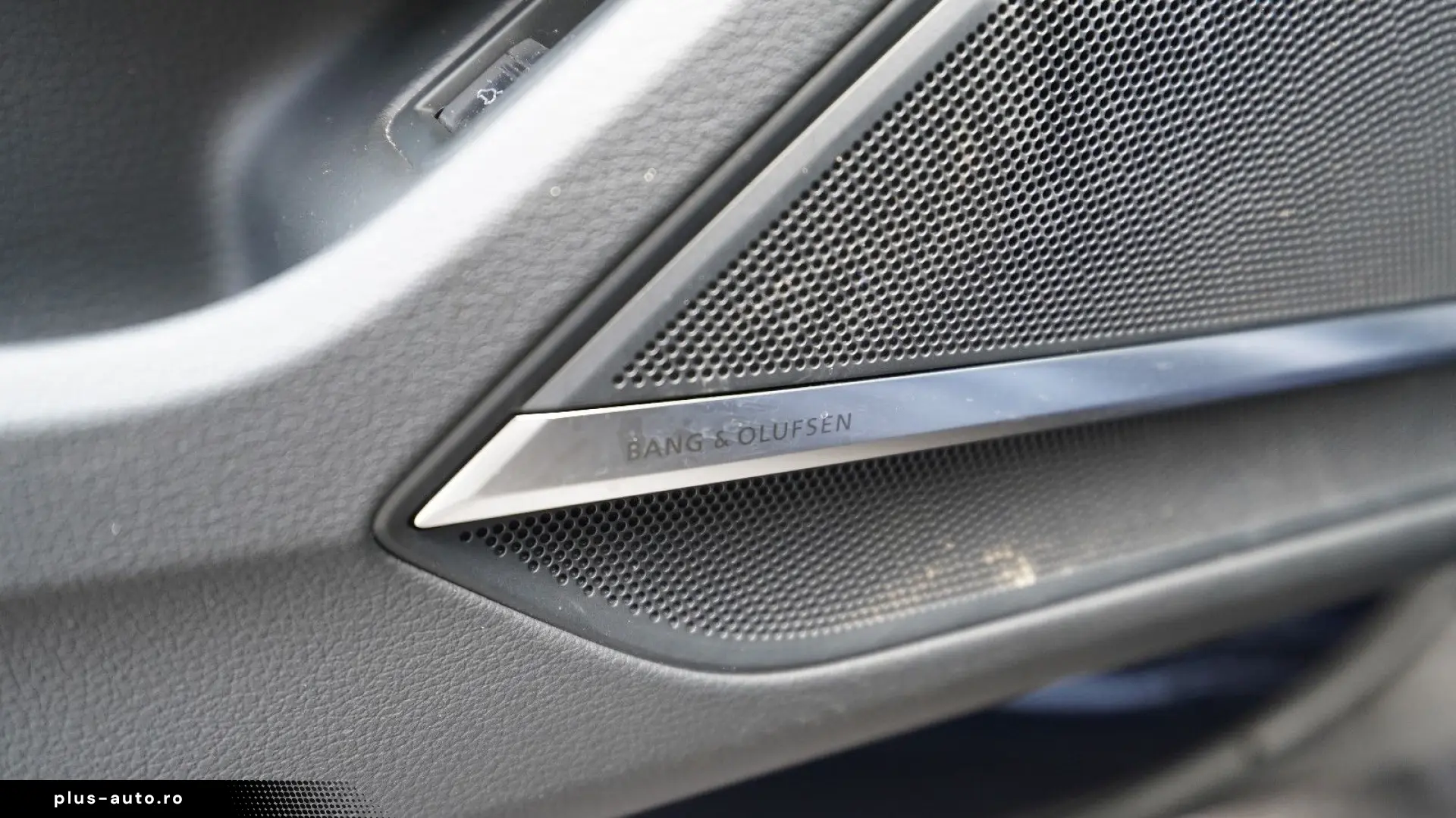 AUDI A8 55 TFSI qu Standh Pano Bang&Ol ASG 6 2027 M S