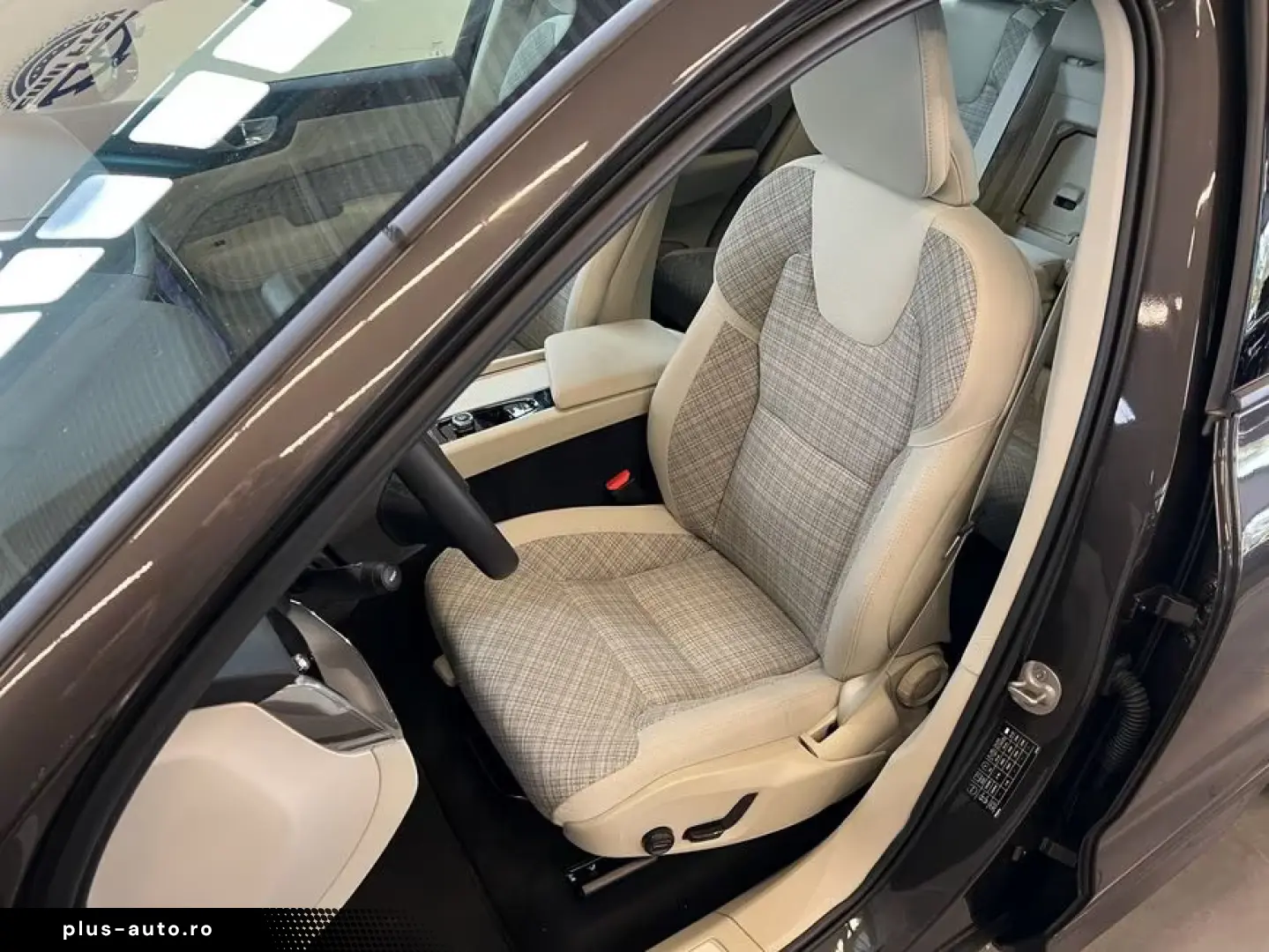 Volvo XC60B4 Aut Google-Maps LED Kamera PDCv h