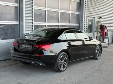 MERCEDES-BENZ A 180 Limousine Progressive Advanced L&hellip;