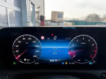 MERCEDES-BENZ A 180 Limousine Progressive Advanced L&hellip;