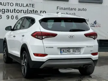 Hyundai Tucson 2.0 CRDI 4WD 6AT Premium