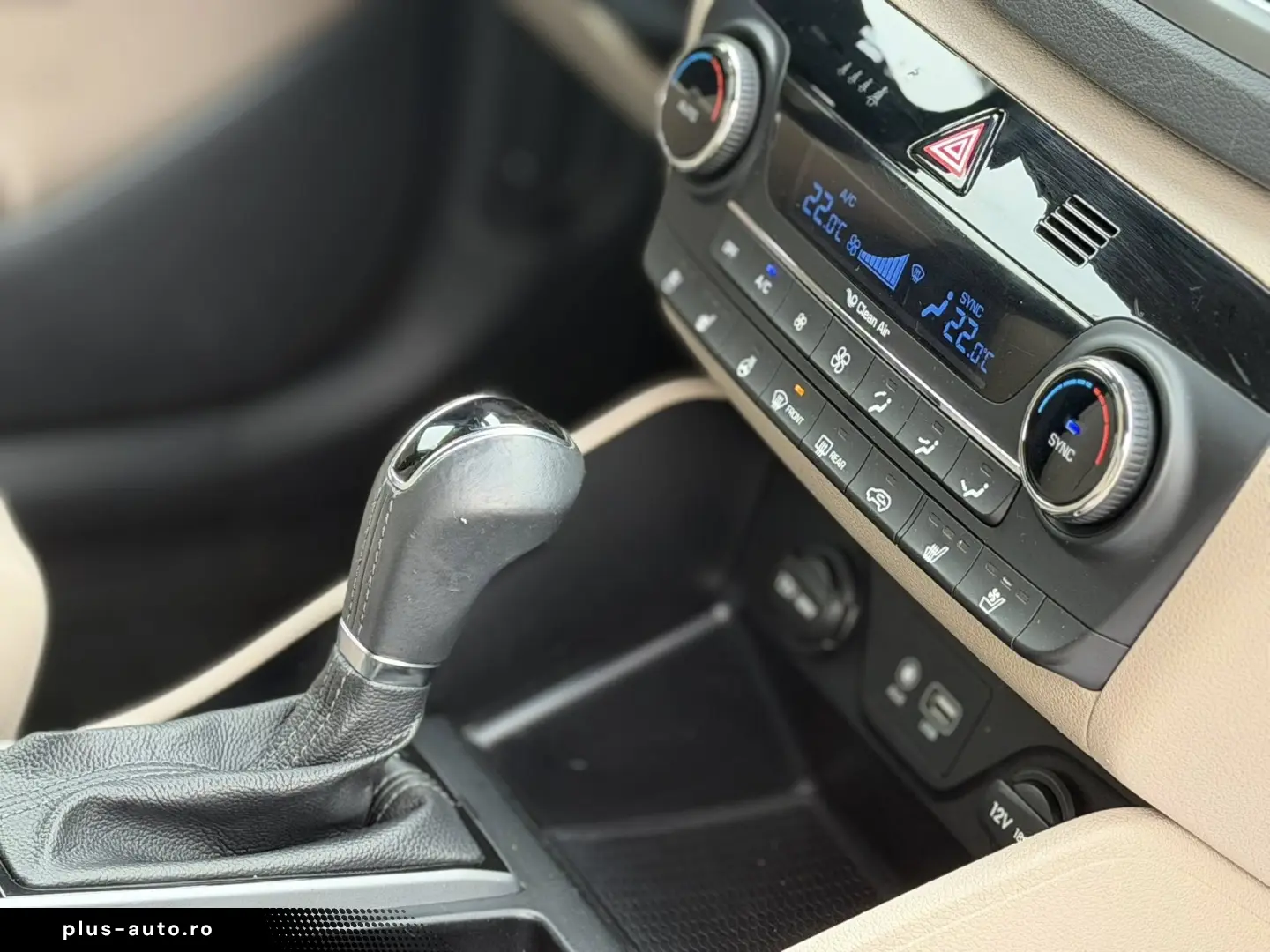 Hyundai Tucson 2.0 CRDI 4WD 6AT Premium