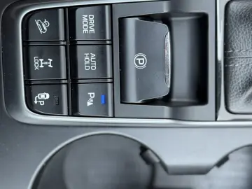 Hyundai Tucson 2.0 CRDI 4WD 6AT Premium