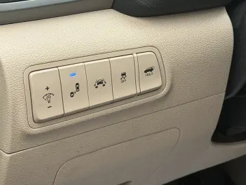 Hyundai Tucson 2.0 CRDI 4WD 6AT Premium