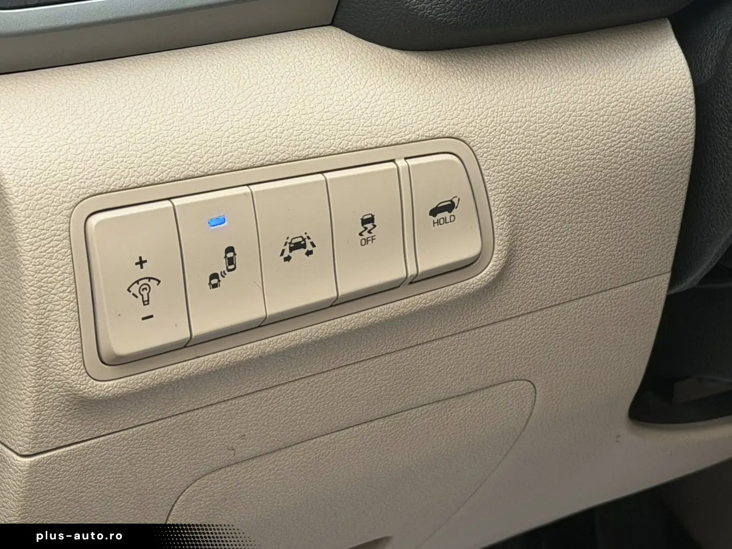 Hyundai Tucson 2.0 CRDI 4WD 6AT Premium