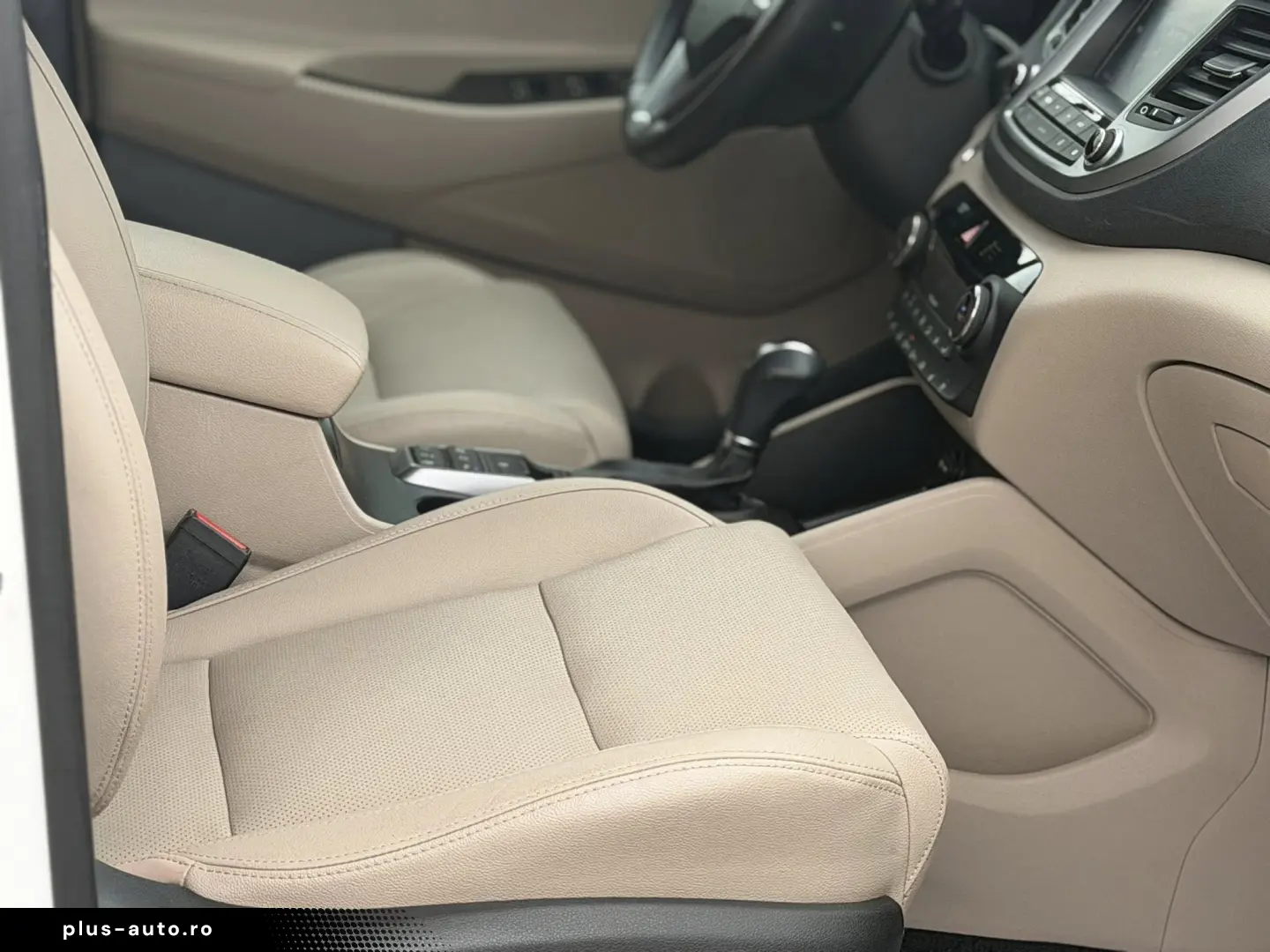 Hyundai Tucson 2.0 CRDI 4WD 6AT Premium